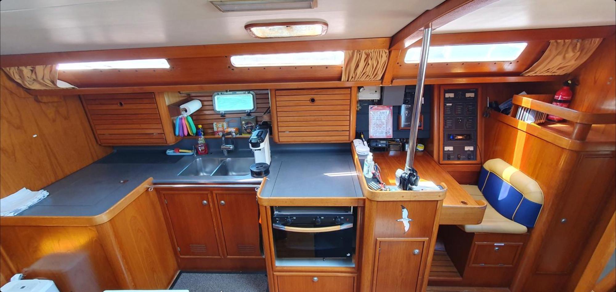 Coriandre 2 - Dormir Sur Un Grand Voilier 9 Personnes By Nuits Au Port La Rochelle  Dış mekan fotoğraf