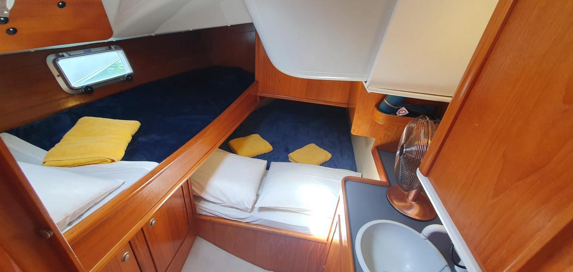 Coriandre 2 - Dormir Sur Un Grand Voilier 9 Personnes By Nuits Au Port La Rochelle  Dış mekan fotoğraf