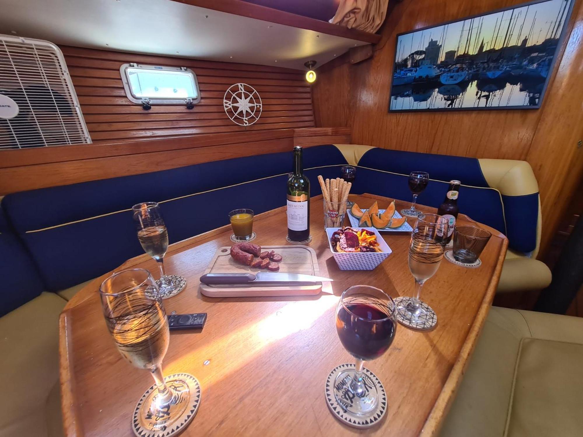Coriandre 2 - Dormir Sur Un Grand Voilier 9 Personnes By Nuits Au Port La Rochelle  Dış mekan fotoğraf
