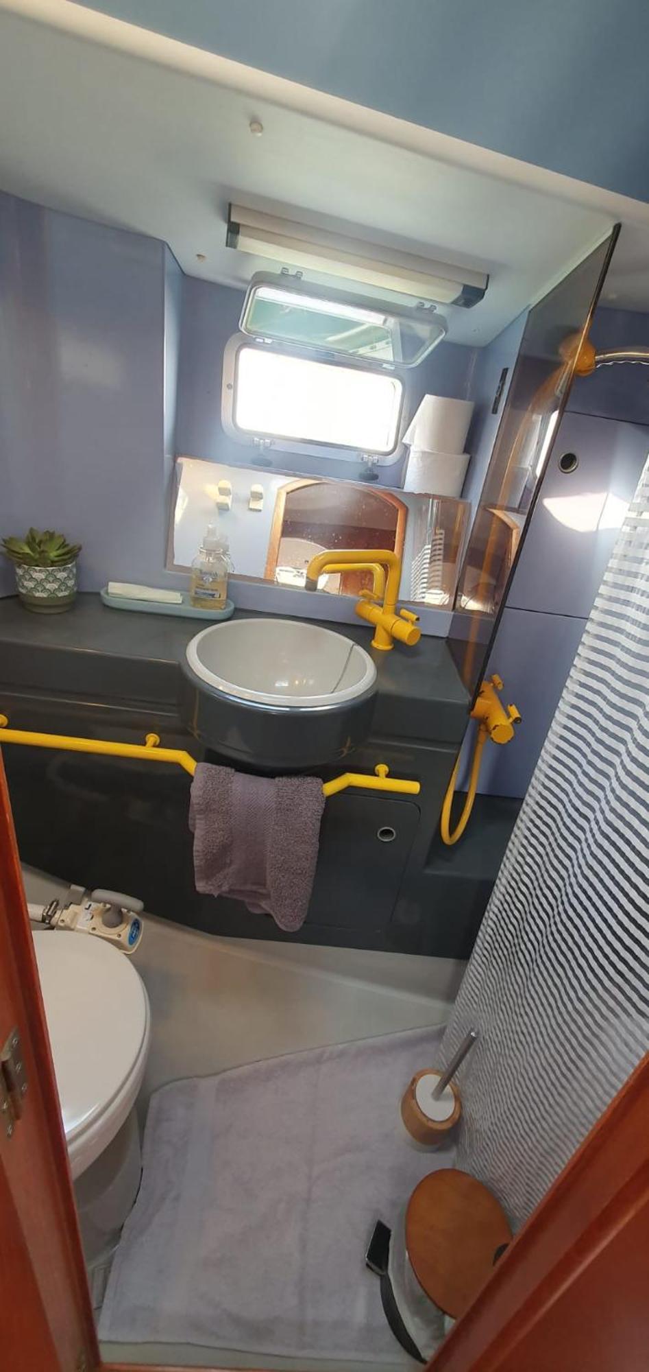 Coriandre 2 - Dormir Sur Un Grand Voilier 9 Personnes By Nuits Au Port La Rochelle  Dış mekan fotoğraf